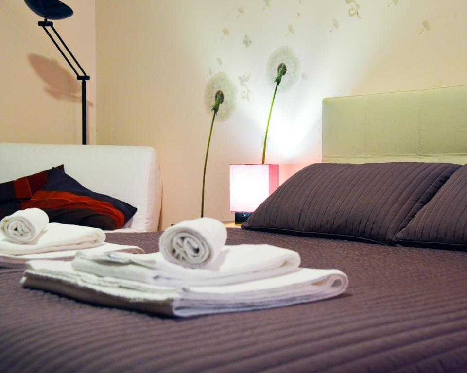 Tridomus Apartment - Mecenate 77 Rome Room photo