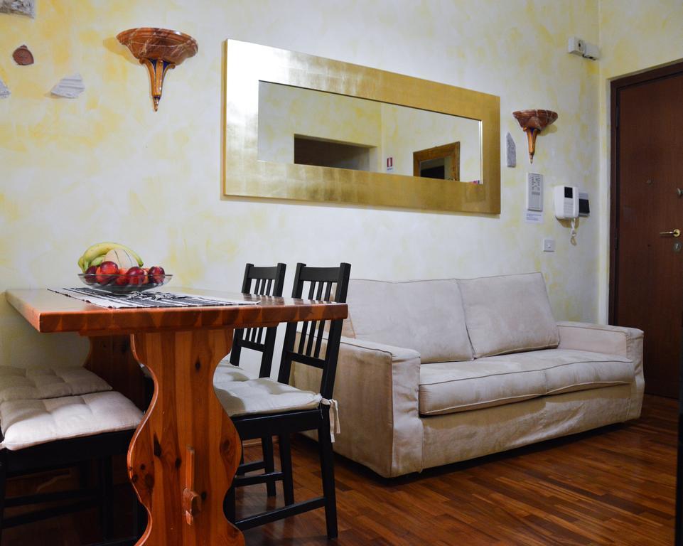 Tridomus Apartment - Mecenate 77 Rome Room photo