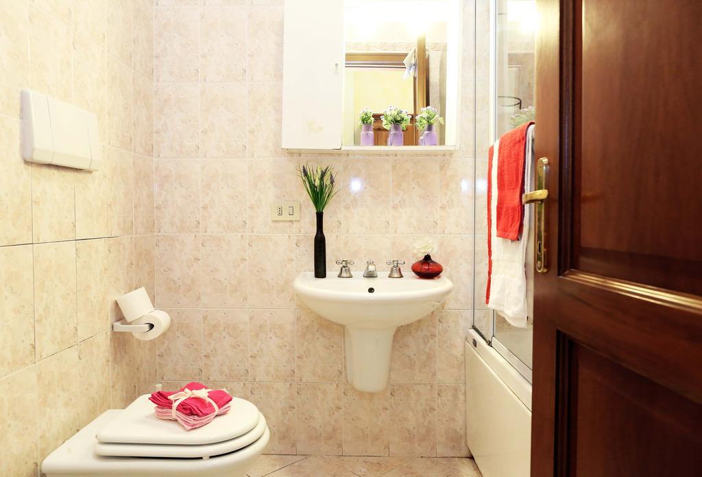 Tridomus Apartment - Mecenate 77 Rome Room photo